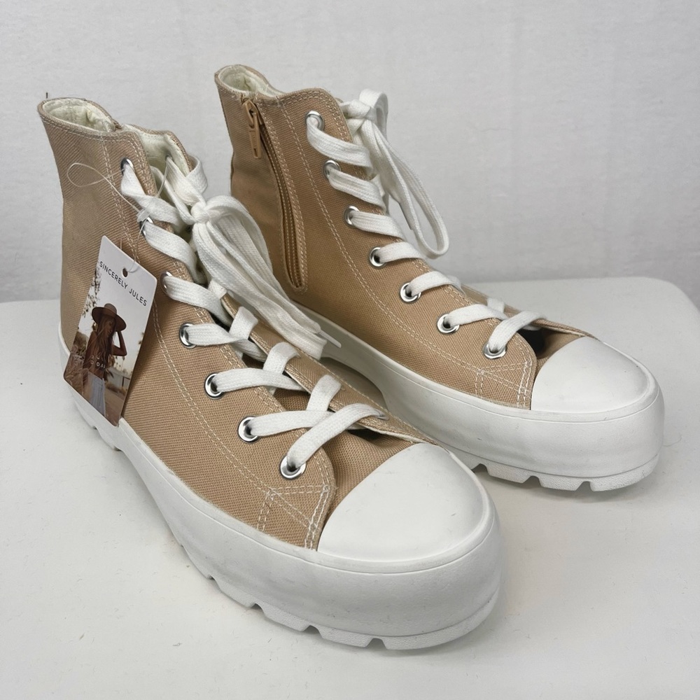 NEW Sincerely Jules VESPA Women’s Size 9.5 High Top Lug Sole Platform Sneaker